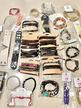 25 Pc Bracelet Bundle Wholesale Reseller Lot Mixed Boho Fashion Jewelry Curated